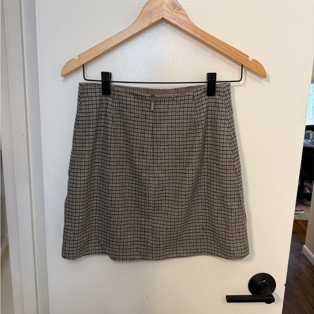 Aritzia Wilfred wool mini skirt